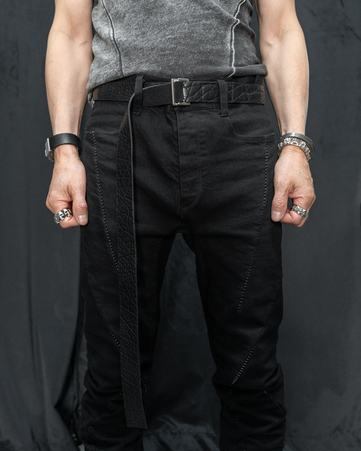 Black Shrunken Bison Aro Leather Belt
