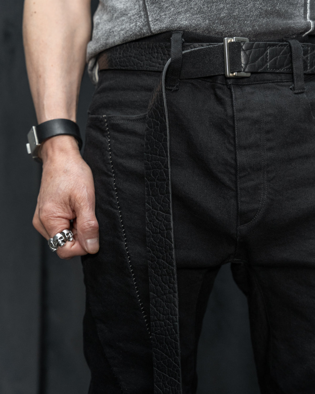 Black Shrunken Bison Aro Leather Belt