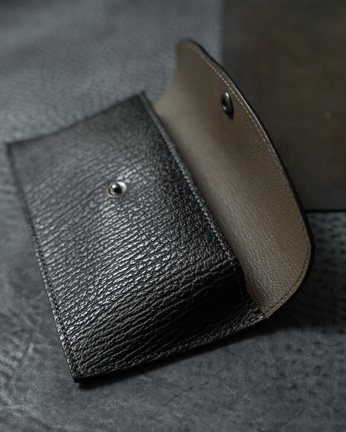 Black Tan Italian Leather Eyewear Snap Case
